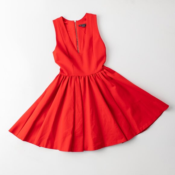 Armani Exchange Dresses & Skirts - Armani Exchange Red Fit Flare Formal Cocktail Dress Size 2 Sleeveless V Neck